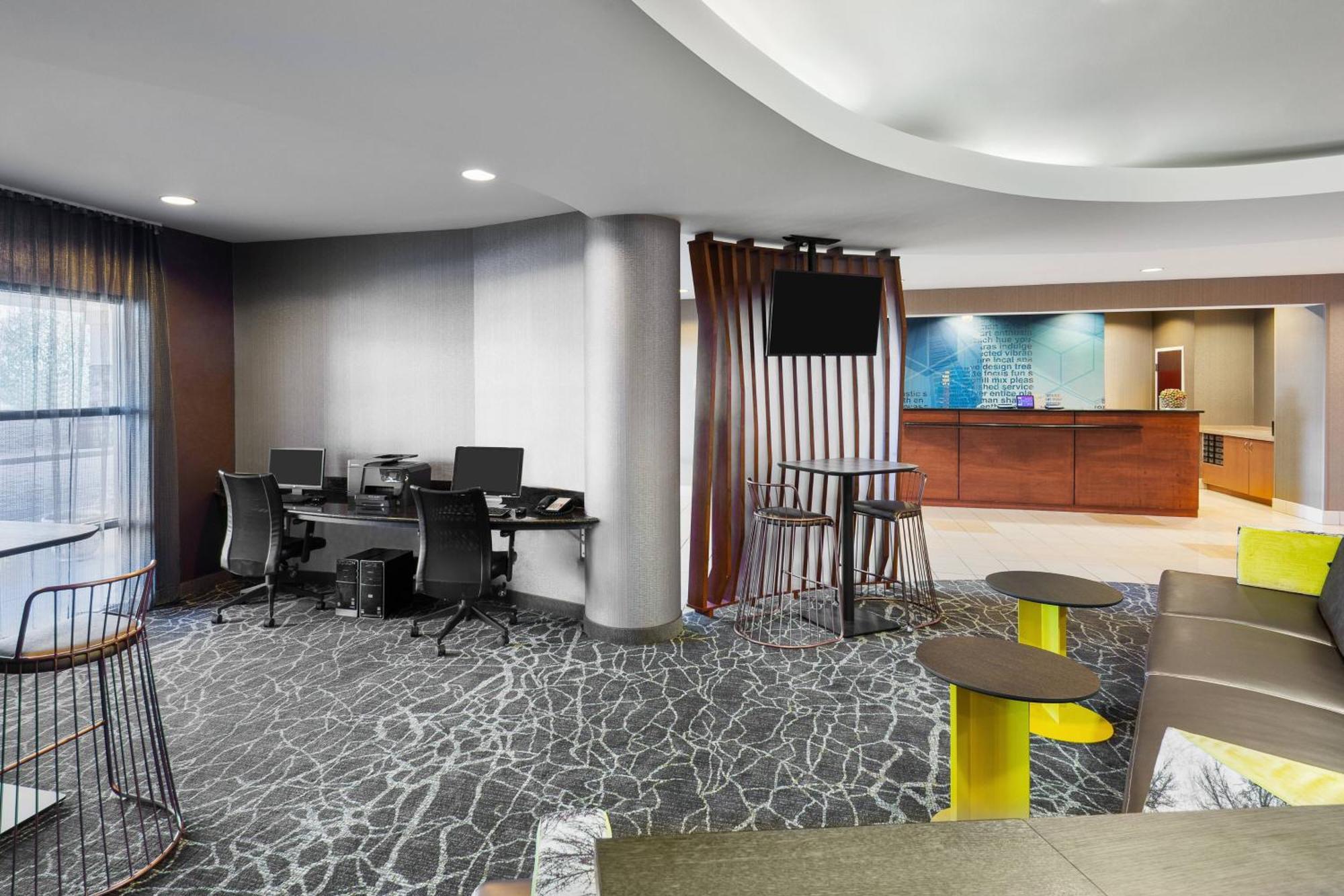 Springhill Suites By Marriott Wheeling Triadelphia Area Экстерьер фото