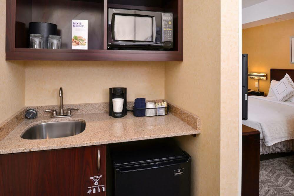 Springhill Suites By Marriott Wheeling Triadelphia Area Экстерьер фото